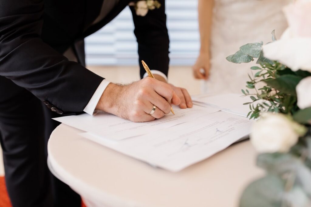 secretly Destiny discount Matrimonio civile in Italia: documenti necessari per Italiani e stranieri