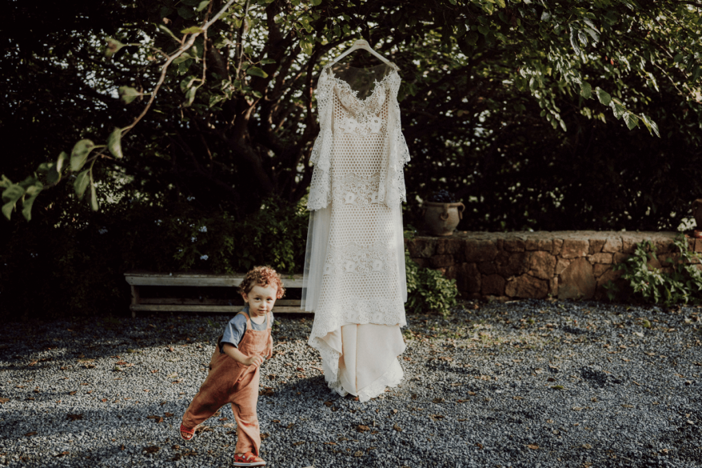 wedding-dress-outdoor