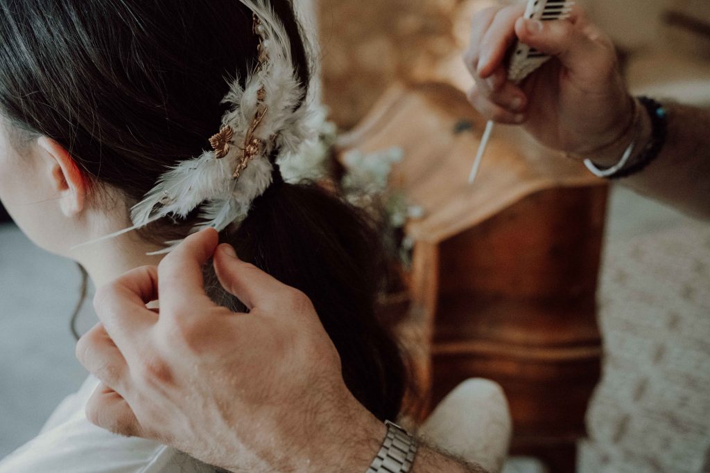 detail-hairstyle-bride